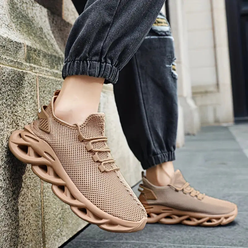 Lightweight and breathable odor-resistant slip-on running/athletic shoes